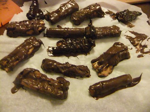 Our bars, with the exception of Andrew's really perfect one in the middle there, were a bit less than perfect. But delicious. Sprinkle sea salt on top for artisnal touch. 